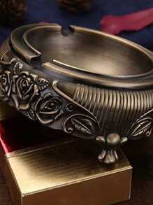 1入組鋅合金煙灰缸歐式花卉細節家用辦公桌煙灰缸 - 銅色 - 查看 2