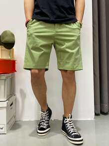 Manfinity Men Slant Pocket Bermuda Shorts - Green - View 3