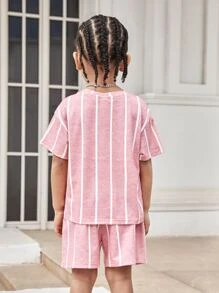 SHEIN 小男童條紋和字母圖案落肩T恤和短褲