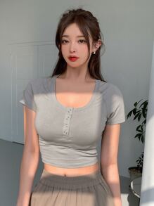 DAZY Nút Nửa Tay Raglan Áo phông Crop - Xám - Xem 5