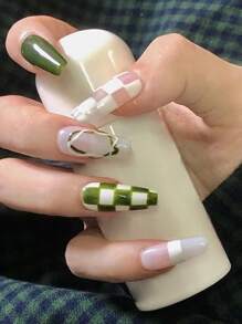 24pcs Long Coffin Plaid Pattern Fake Nail & 1sheet Tape & 1pc Nail File - Multicolor - View 1