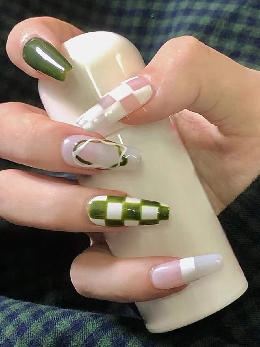 24pcs Long Coffin Plaid Pattern Fake Nail & 1sheet Tape & 1pc Nail File - Multicolor - View 1