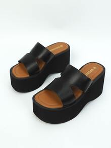 Women Cut Out Platform Sandals, Fashionable Black Platform Slide Sandals - Black - View 4