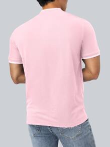 Manfinity Homme 男士人像和馬印花條紋飾邊POLO衫 - 淺粉色 - 查看 2