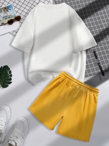 Manfinity Hypemode 男士熊和標語圖案T恤和腰部抽繩短褲 - 彩色 - 查看 2