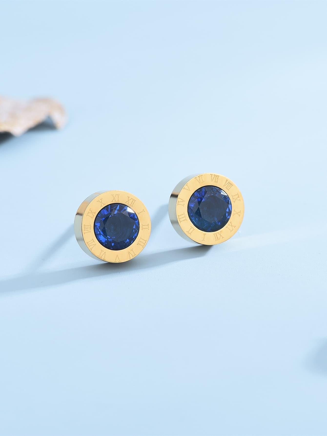 Roman Numerals Detail Rhinestone Decor Round Stud Earrings - Yellow Gold - View 1