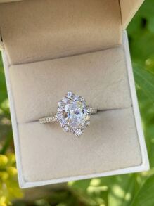 AIHUASI 1 pièce Bague de fiançailles pour femme en argent sterling 925, coupe ovale 7*9mm 2.7 ct AAAAA zircone cubique, halo floral, bijou de mariage fin, cadeau