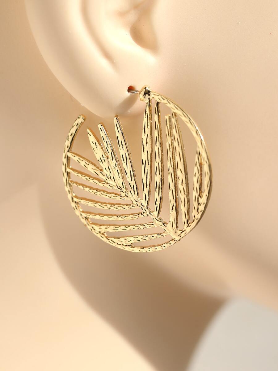 Hollow Out Leaf Decor Cuff Hoop Earrings - Yellow Gold - View 1