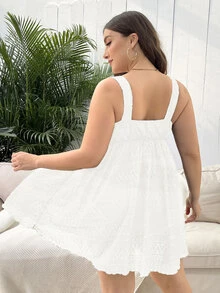 Plus Eyelet Embroidery Split Thigh One Piece Swimsuit - White - View 2