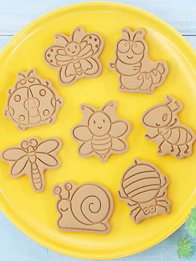 8pcs Insect Design Cookie Stamp