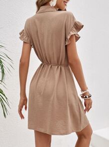 SHEIN Frenchy Vestido camisero con botón ribete con fruncido con cinturón - Caqui - Ver 2