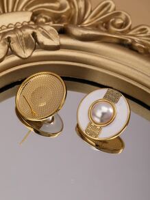 Faux Pearl Decor Round Stud Earrings - Yellow Gold - View 2