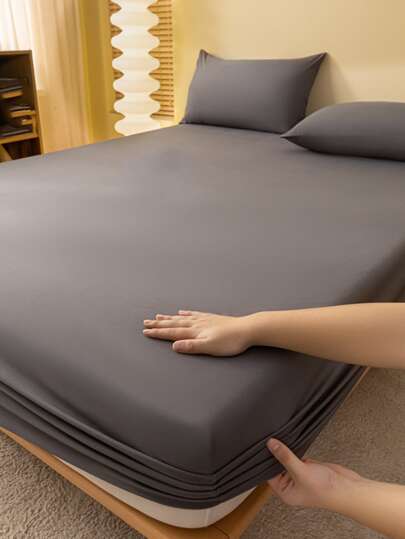 1pc Soft & Breathable Solid Color Bedspread/Fitted Sheet, Simple & Modern Mattress Cover, Bedroom Bedcover, Pink Bedding, White Bedding, Black Single Bedding, Multi-Color King Size Bedding (Excluding Pillow & Pillowcase)