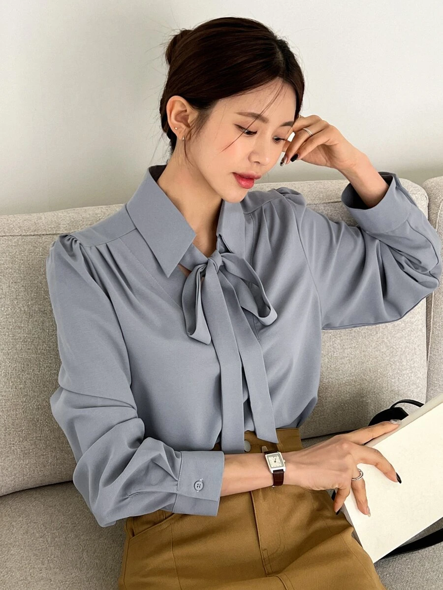 DAZY Áo cánh tay phồng cổ buộc màu trơn, quần áo nữ mùa thu, áo dài tay - Màu xanh bụi bặm - Xem 1