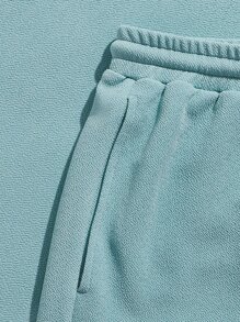 GENTILAND Men Letter Graphic Tee & Drawstring Waist Shorts - Mint Blue - View 5