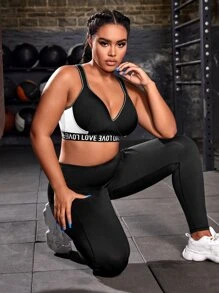 Yoga Basic Plus Letter Tape Panel Two Tone Sports Bra - Black and White - View 6