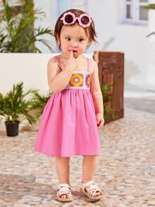 SHEIN Đứa bé gái Hoa Crochet trang trí Váy Dây - Hồng - Xem 4