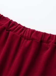 SHEIN Young Boy Crown & Letter Graphic Tee & Shorts - Burgundy - View 3