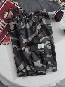 SHEIN 男孩迷彩印花翻蓋口袋貼布細節工裝短褲