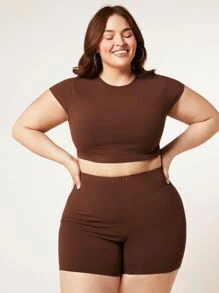 SHEIN BASICS 實色短款t恤和自行車短褲套裝（大尺寸） - 巧克力棕 - 查看 1