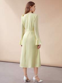 MOTF PREMIUM Đầm Midi Họa Tiết Hoa 3D - Màu vàng - Xem 5