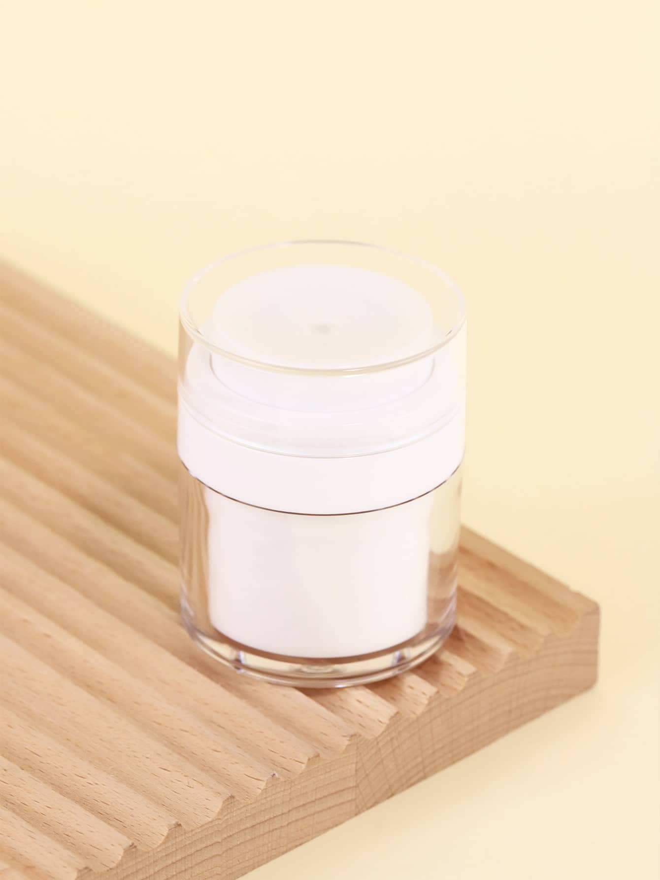 Refillable Cream Jar Vacuum Bottle, 1pc 30Ml Travel Size Empty Container For Cream And Lotion, Living Room Home Bedroom Bathroom House Decor, Travel Stuff, Wedding, Party, Birthday, Gifts For Men Mom Dad Friends, New Years, Accessories, Funny Gift - White - View 1