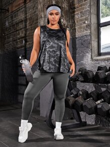 Plus Camo Print Cut Out Back Sports Tank Top - Multicolor - View 2