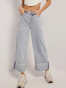 High Waisted Cuffed Hem Straight Leg Jeans - Light Wash - View 4