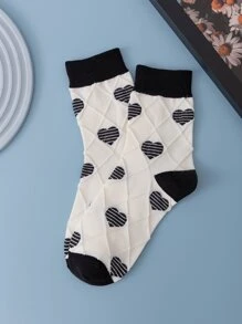 愛心圖案中筒襪 - 黑與白 - 查看 4