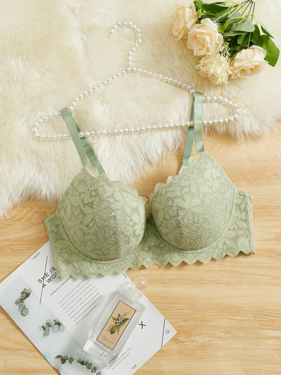 Plus Floral Lace Scallop Trim Underwire Bra - Mint Green - View 1