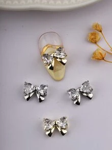 4 件水钻蝴蝶结金银色 3D 金属美甲装饰指甲装饰水钻美甲首饰配件指甲饰女士 DIY 美甲装饰设计金属指甲水钻，立体蝴蝶结美甲钻石，欧美简约风格 DIY 美甲装饰，水钻美甲配件美甲用品指甲宝石