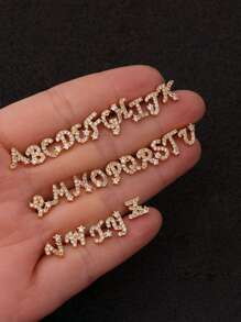 1pc Cubic Zirconia Letter Decor Stud Earring - Gold - View 2