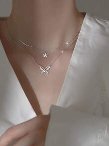 Rhinestone Butterfly Decor Layered Chain Necklace