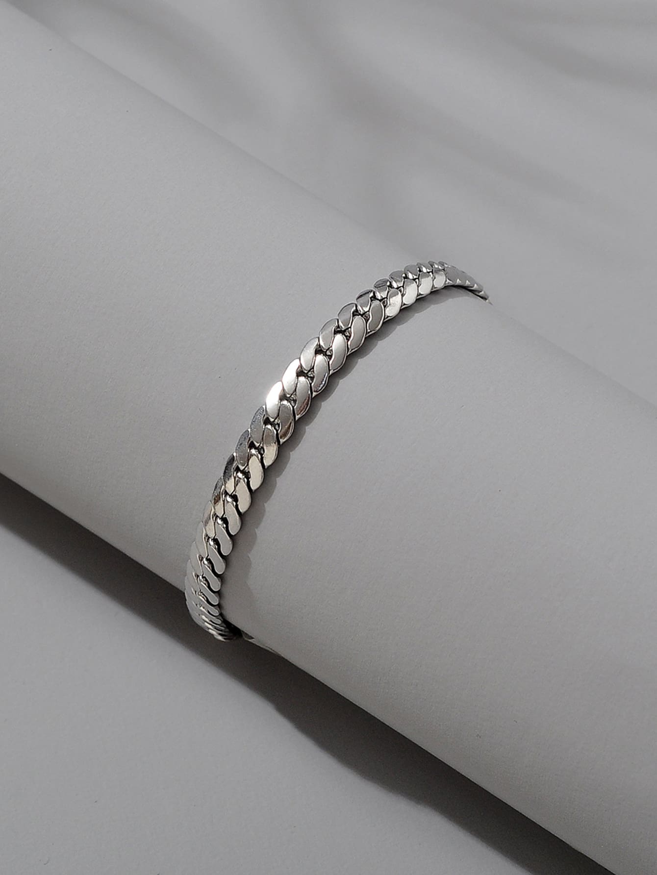 Pulsera de cadena minimalista de moda y popular para hombres de acero inoxidable para regalo de joyería y para una apariencia elegante - Plateado - Ver 1