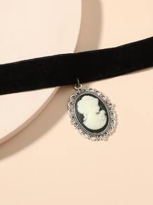 Collar con colgante de figura - Negro - Ver 2