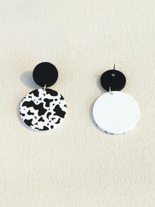奶牛圖案圓形耳墜 - 彩色 - 查看 2