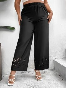 SHEIN LUNE Plus Laser Cut Out Wide Leg Trousers - Black - View 2