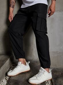 Manfinity Men Flap Pocket Side Cargo Trousers - Black - View 1