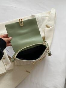 Metal Lock Flap Straw Bag - Green - View 5