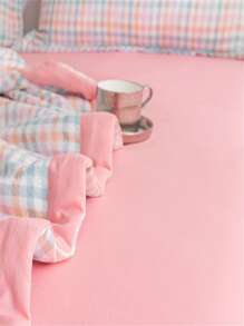 1pc Plaid Pattern Quilt, Modernist Fabric Bedspread For Home, All Season - Multicolor - View 3