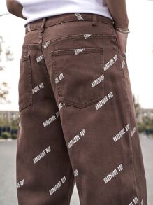 Manfinity EMRG 男士字母印花寬鬆牛仔褲 - 咖啡棕 - 查看 8