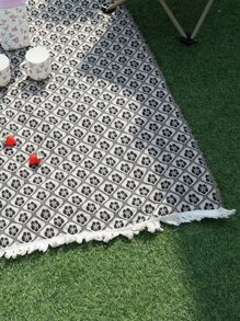 1pc Black & White Small Cherry Blossom Woven Picnic Mat