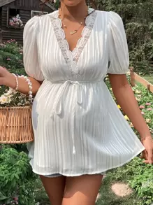 SHEIN Áo sơ mi Bà bầu Thắt lưng Tương phản Mesh Thêu màu trơn Thanh lịch - trắng - Xem 1