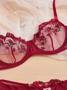 Floral Embroidery Mesh Underwire Sexy Bra & Panty Lingerie Set - Burgundy - View 9