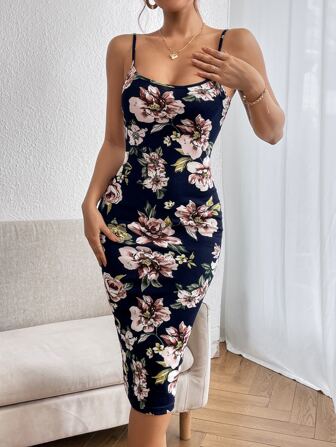 SHEIN Privé Rygglös Delad Blommig Boho Klänning
