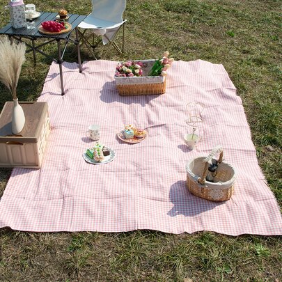1 Stück Karo Picknickmatte