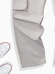 Manfinity Men Flap Pocket Drawstring Waist Cargo Trousers - Light Grey - View 3