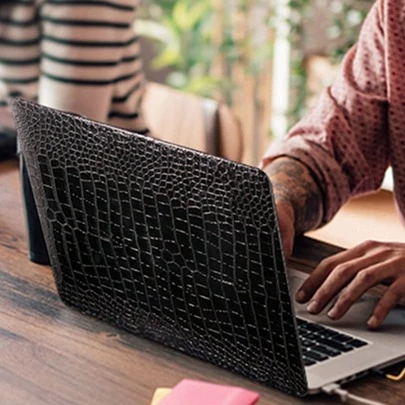 2pcs Crocodile Pattern Case Compatible With MacBook Air