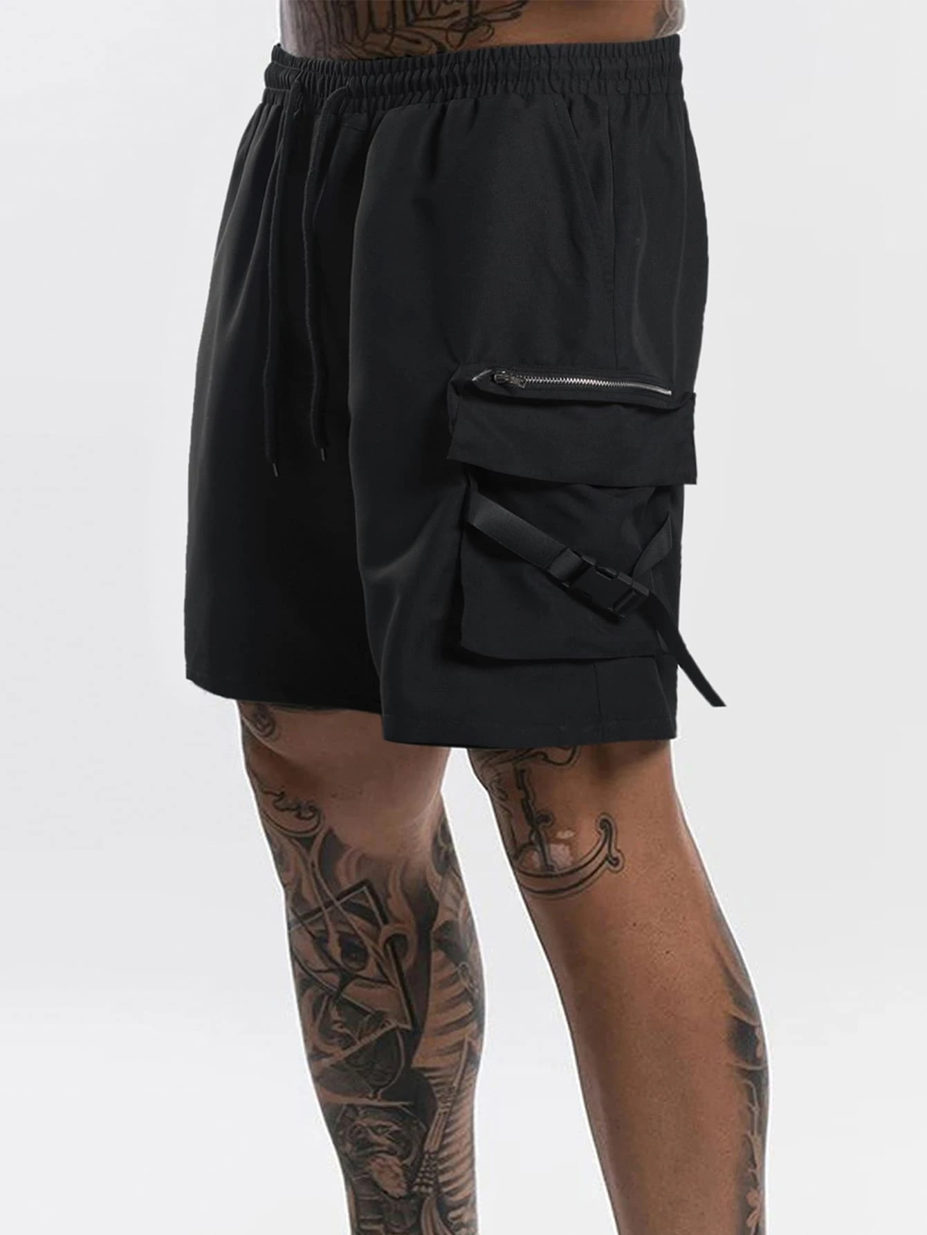 Manfinity Men Flap Pocket Drawstring Waist Flap Pocket Shorts - Black - View 1