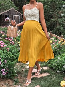 SHEIN 孕婦小碎花打攬吊帶上衣和百褶半身裙